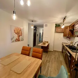 With Balcony And Free Parking Appartement